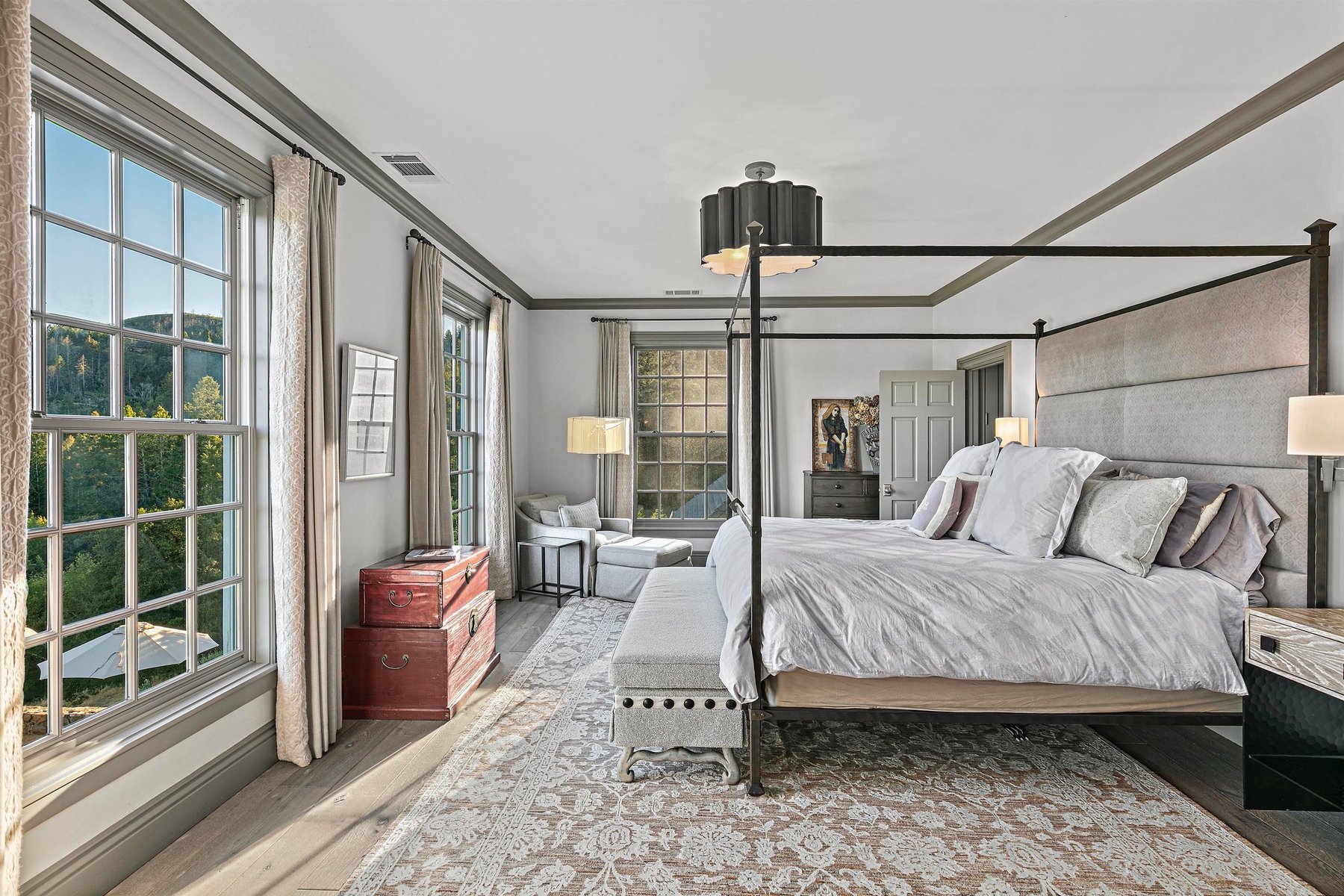 Master bedroom — four-poster canopy bed