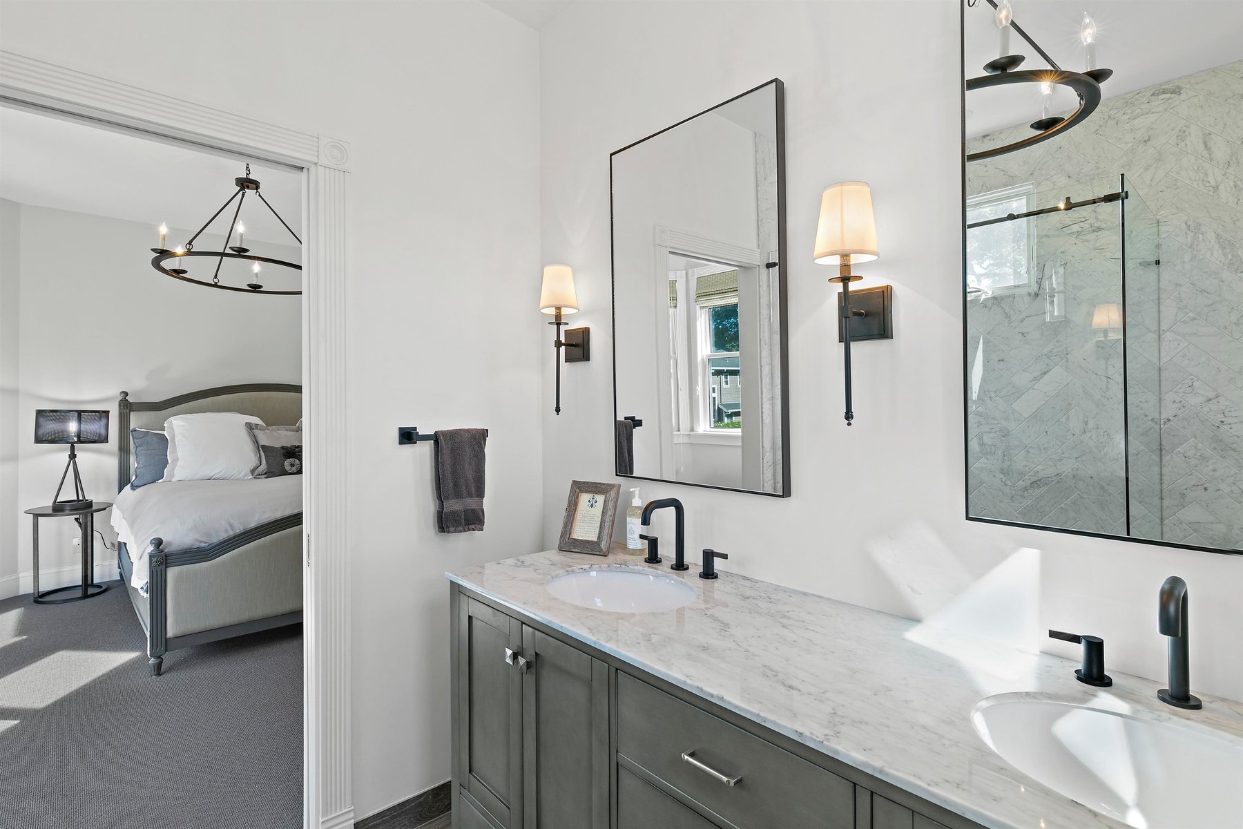 Shared upstairs bathroom